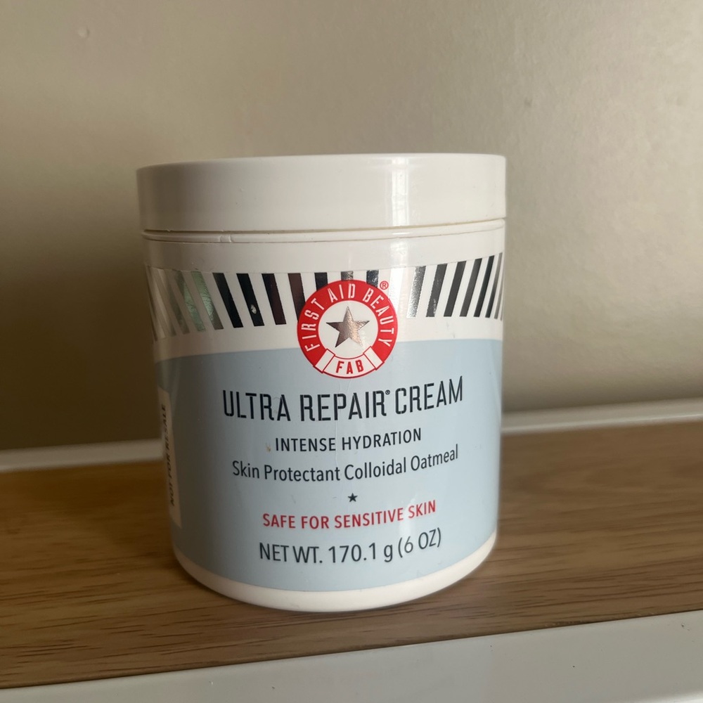 First Aid Beauty Ultra Repair Cream